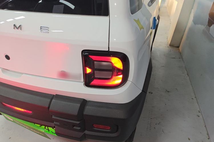 Used Geely Galaxy Panda 2024 200km Panda Rider Right Rear Taillight