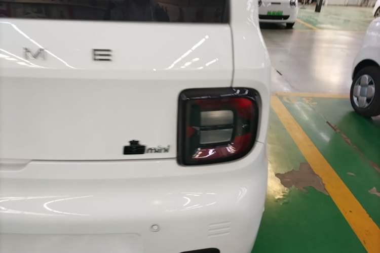 Used Geely Galaxy Panda 2024 Panda Mini 200km Endurance Bear Right Rear Taillight
