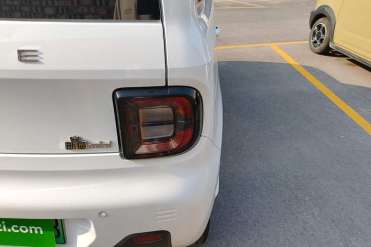 Used Geely Galaxy Panda 2024 Panda Mini 200km Endurance Bear Right Rear Taillight