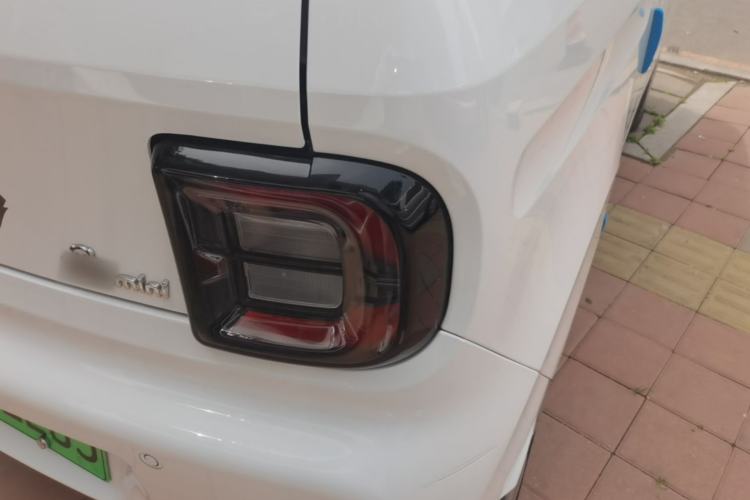Used Geely Galaxy Panda 2024 Panda Mini 200km Longteng PRO Edition Right Rear Taillight