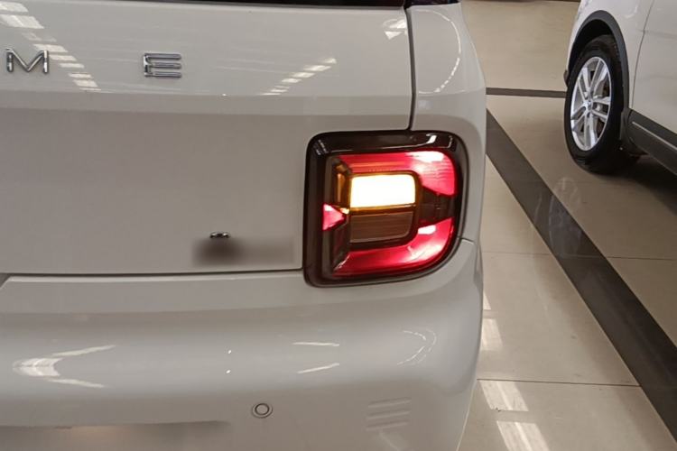 Used Geely Galaxy Panda 2024 Facelifted Panda Mini 200km Dragon Edition Right Rear Taillight