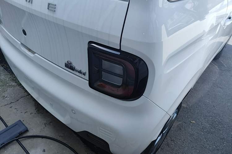 Used Geely Galaxy Panda 2024 Panda Mini 200km Endurance Bear Right Rear Taillight