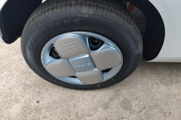 Used Geely Galaxy Panda 2024 Panda Mini 200km Endurance Bear Right Rear Wheel Hub