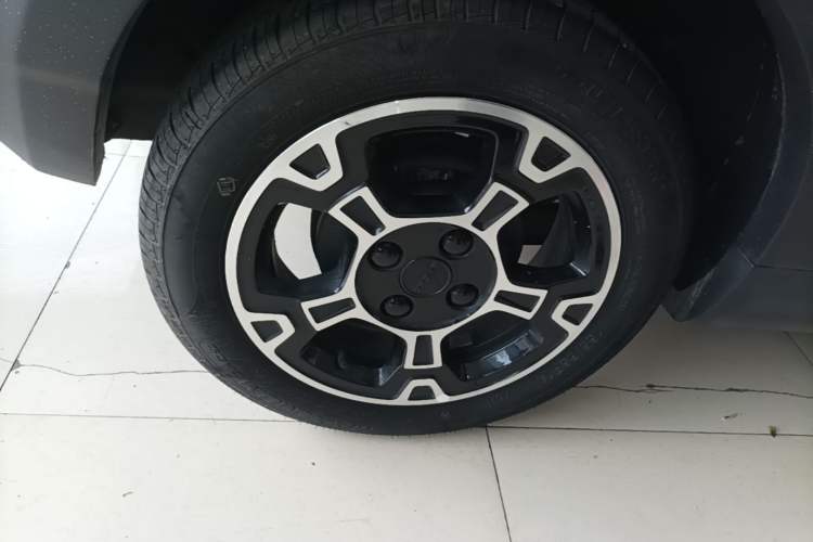 Used Geely Galaxy Panda 2024 200km Panda Rider Right Rear Wheel Hub