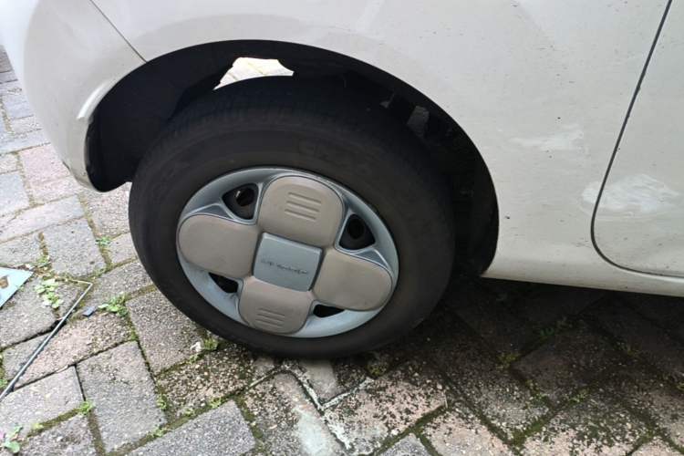 Used Geely Galaxy Panda 2024 Panda Mini 200km Endurance Bear Right Rear Wheel Hub