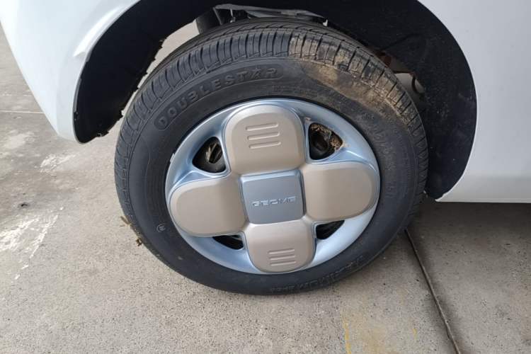 Used Geely Galaxy Panda 2024 Panda Mini 200km Endurance Bear Right Rear Wheel Hub