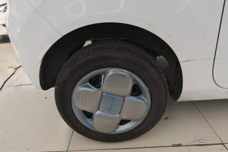Used Geely Galaxy Panda 2024 Panda Mini 200km Endurance Bear Right Rear Wheel Hub