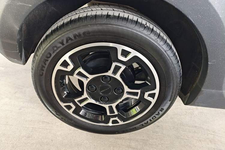 Used Geely Galaxy Panda 2024 200km Panda Rider Right Rear Wheel Hub