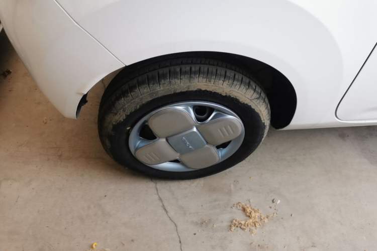 Used Geely Galaxy Panda 2024 Panda Mini 200km Endurance Bear Right Rear Wheel Hub