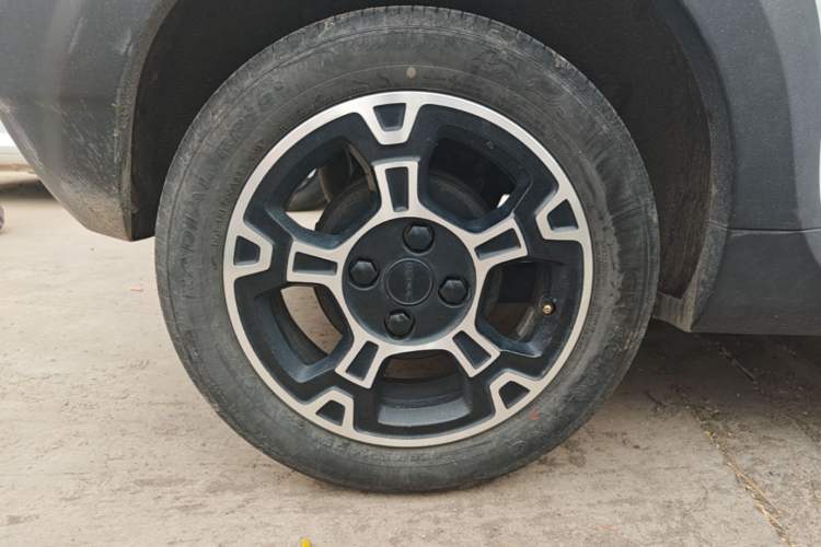 Used Geely Galaxy Panda 2024 200km Panda Rider Right Rear Wheel Hub