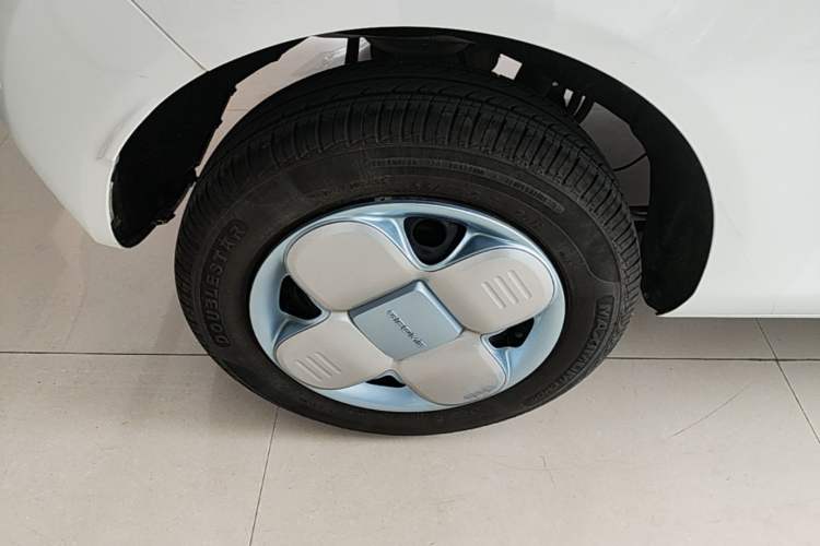 Used Geely Galaxy Panda 2024 Panda Mini 200km Endurance Bear Right Rear Wheel Hub