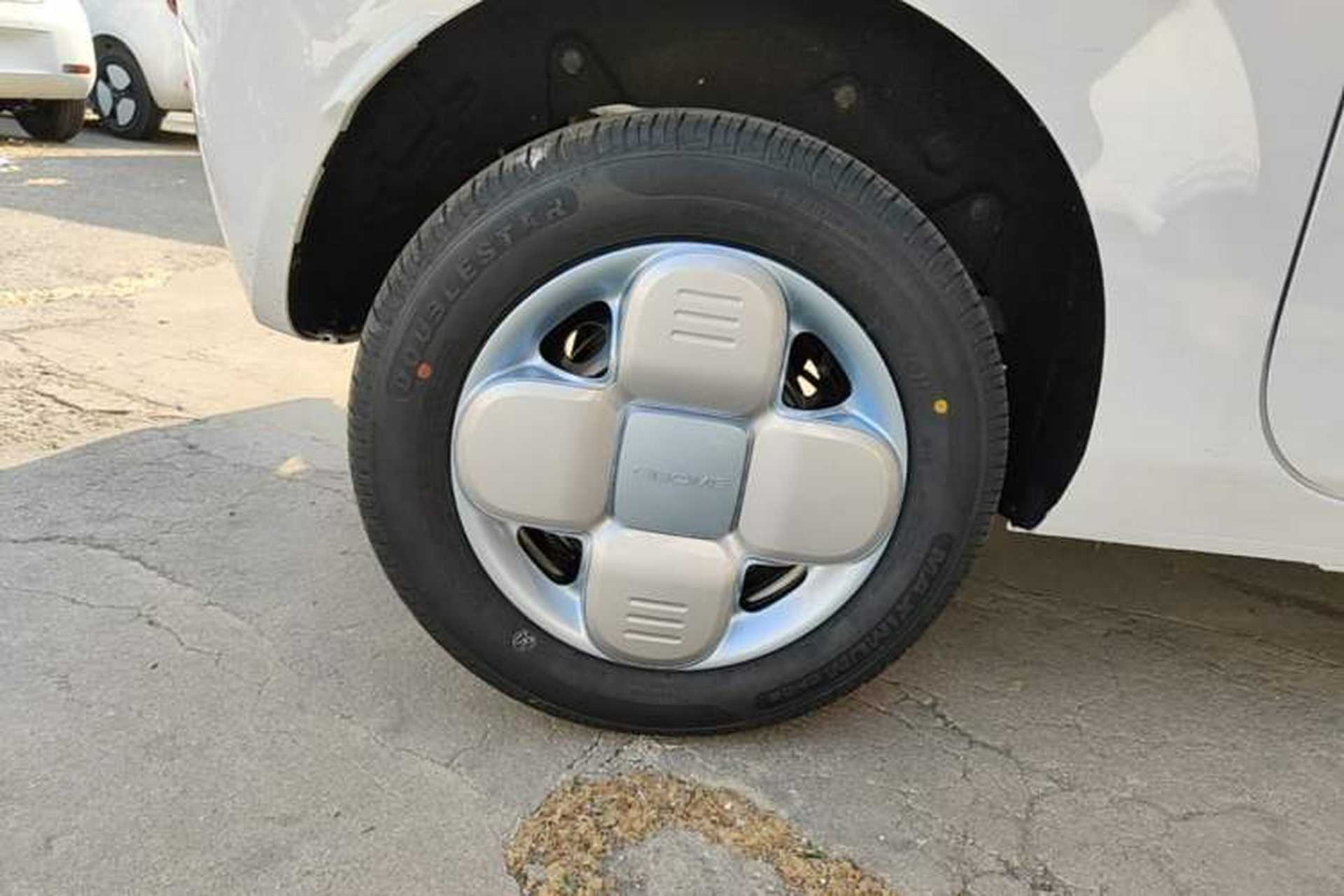 Used Geely Galaxy Panda 2024 Panda Mini 200km Endurance Bear Right Rear Wheel Hub