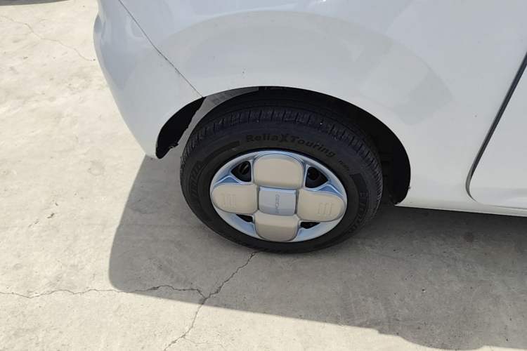 Used Geely Galaxy Panda 2024 Panda Mini 200km Endurance Bear Right Rear Wheel Hub