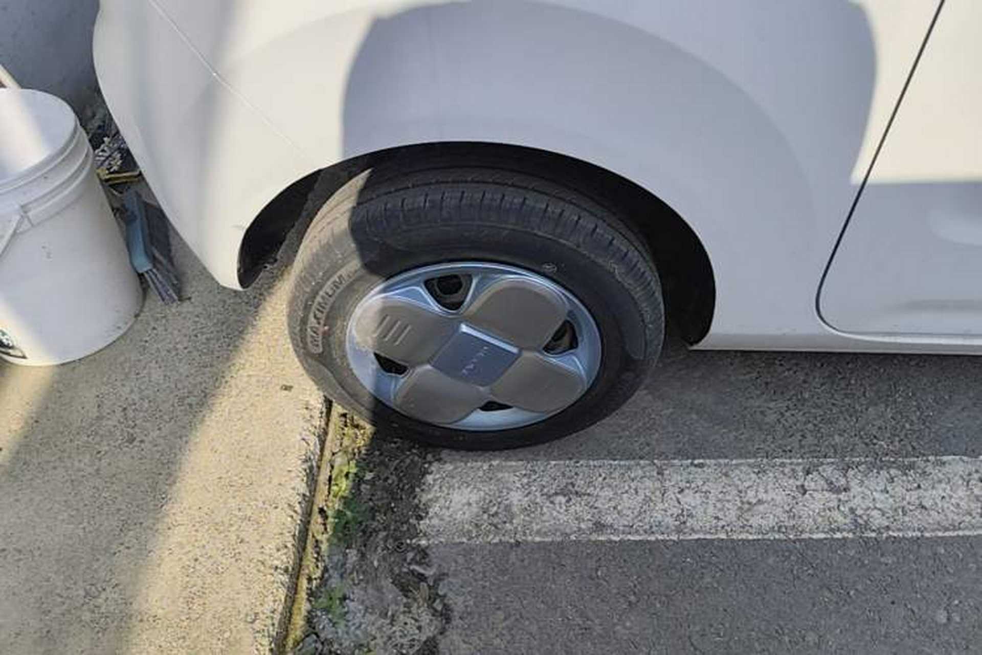 Used Geely Galaxy Panda 2024 Panda Mini 200km Endurance Bear Right Rear Wheel Hub