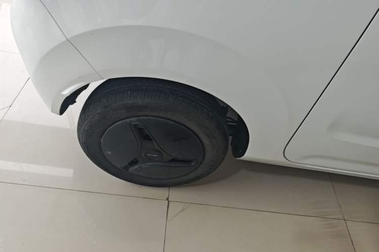 Used Geely Galaxy Panda 2024 Panda Mini 200km Endurance Bear Right Rear Wheel Hub