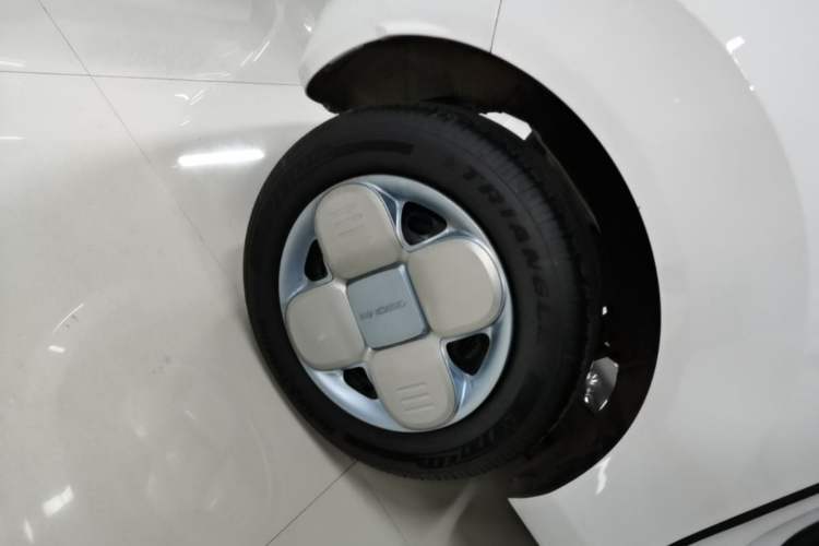 Used Geely Galaxy Panda 2024 Panda Mini 200km Endurance Bear Right Rear Wheel Hub