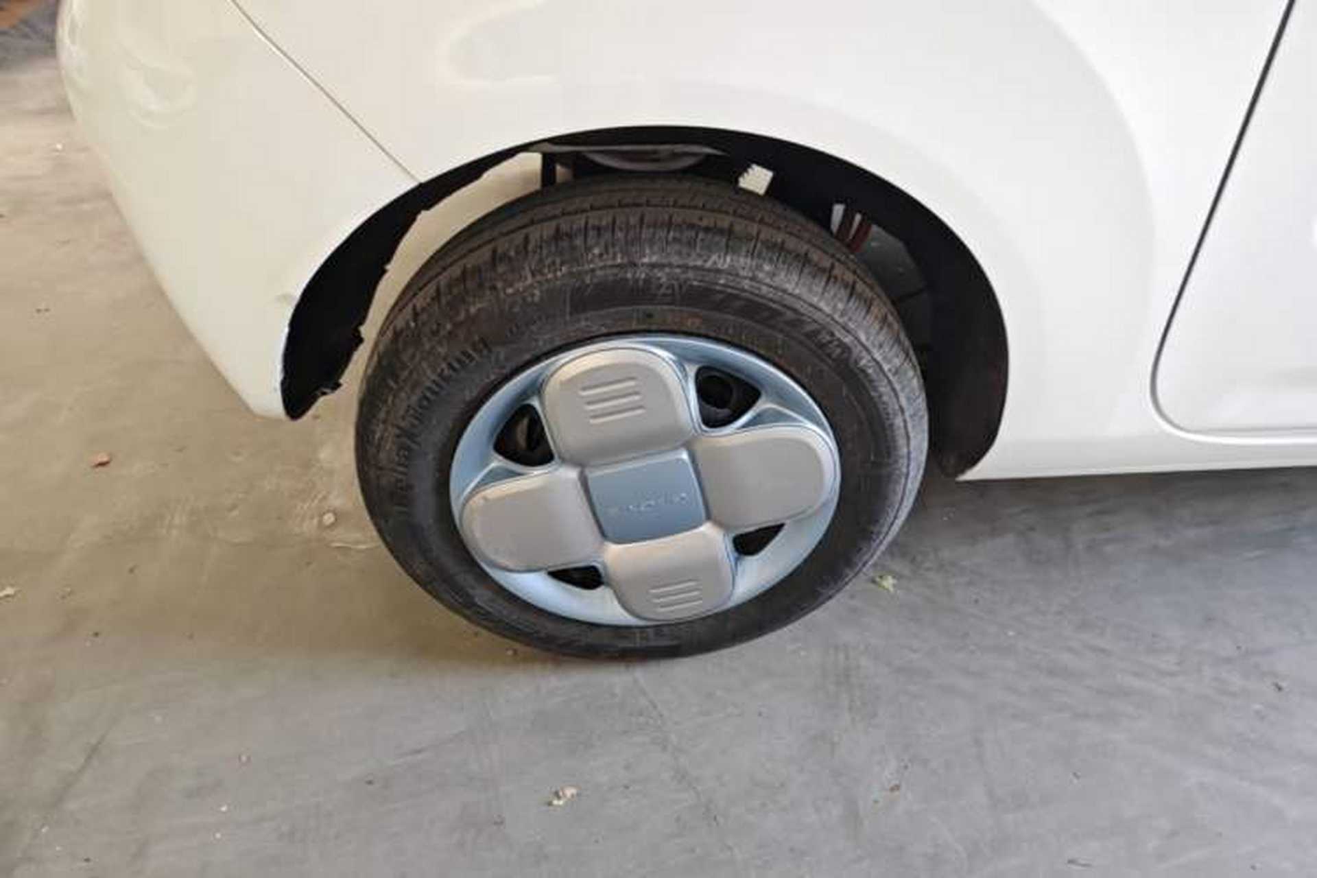 Used Geely Galaxy Panda 2024 Panda Mini 200km Endurance Bear Right Rear Wheel Hub