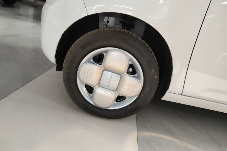 Used Geely Galaxy Panda 2024 Panda Mini 200km Endurance Bear Right Rear Wheel Hub