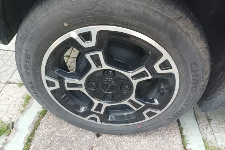Used Geely Galaxy Panda 2024 200km Panda Rider Right Rear Wheel Hub