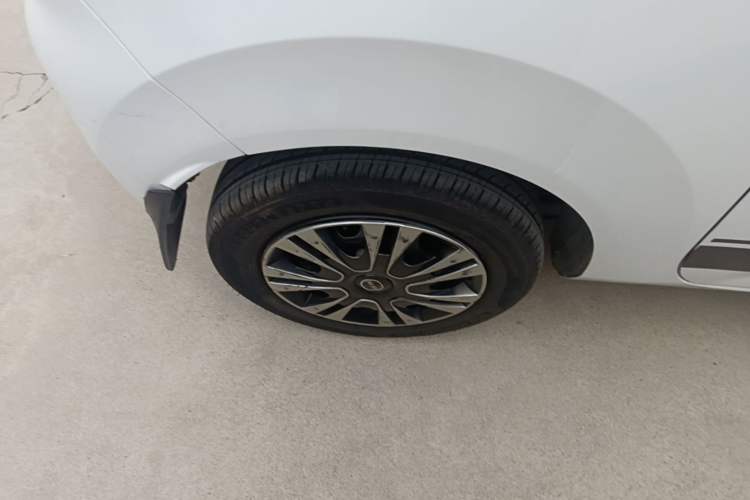 Used Geely Galaxy Panda 2024 Panda Mini 200km Endurance Bear Right Rear Wheel Hub