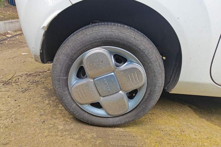 Used Geely Galaxy Panda 2024 Panda Mini 200km Endurance Bear Right Rear Wheel Hub