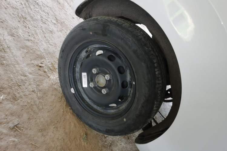 Used Geely Galaxy Panda 2024 Panda Mini 200km Endurance Bear Right Rear Wheel Hub