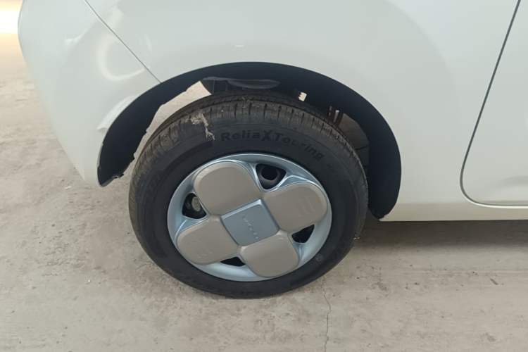 Used Geely Galaxy Panda 2024 Panda Mini 200km Endurance Bear Right Rear Wheel Hub