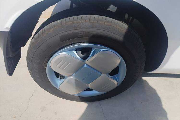 Used Geely Galaxy Panda 2024 Panda Mini 200km Endurance Bear Right Rear Wheel Hub