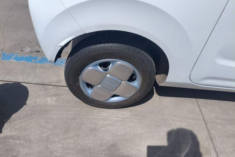Used Geely Galaxy Panda 2024 Panda Mini 200km Endurance Bear Right Rear Wheel Hub