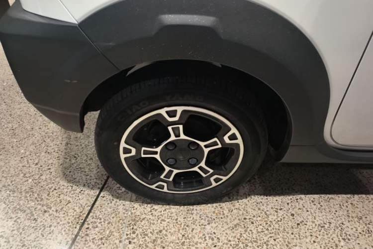 Used Geely Galaxy Panda 2024 200km Panda Rider Right Rear Wheel Hub