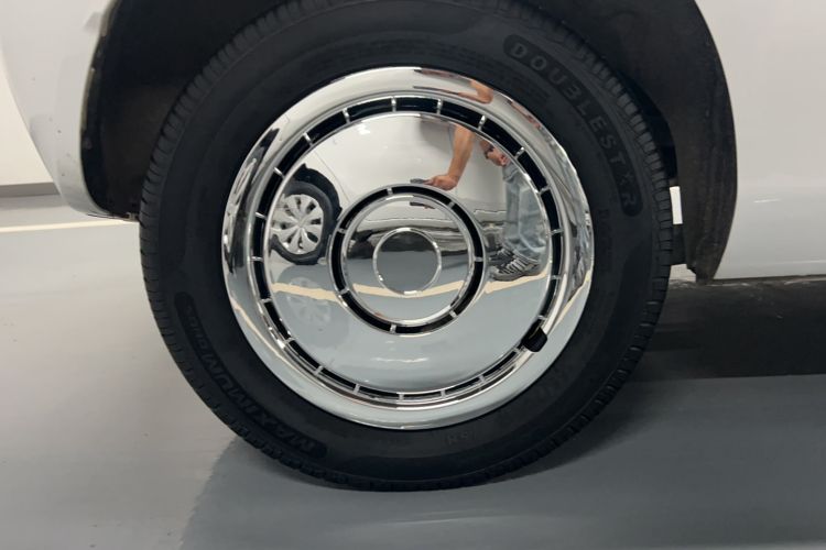 Used Geely Galaxy Panda 2024 Panda Mini 200km Endurance Bear Right Rear Wheel Hub