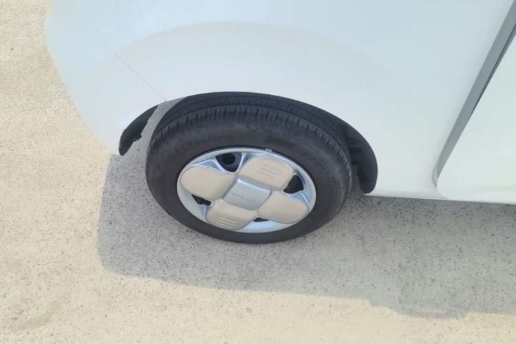 Used Geely Galaxy Panda 2024 Panda Mini 200km Endurance Bear Right Rear Wheel Hub