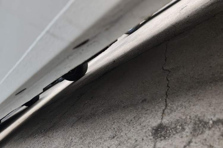 Used Geely Galaxy Panda 2024 Panda Mini 200km Endurance Bear Right Side Sill