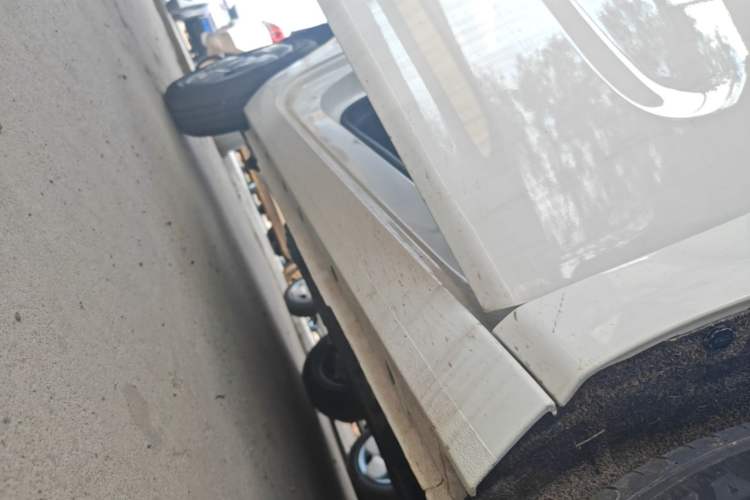 Used Geely Galaxy Panda 2024 Panda Mini 200km Endurance Bear Right Side Sill