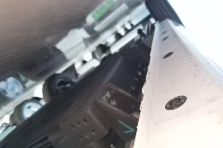 Used Geely Galaxy Panda 2024 Panda Mini 200km Endurance Bear Right Side Sill
