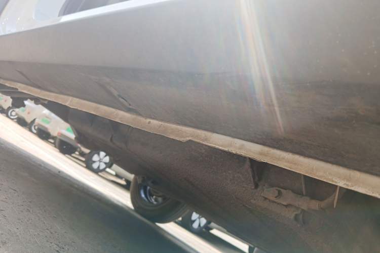 Used Geely Galaxy Panda 2024 200km Panda Rider Right Side Sill