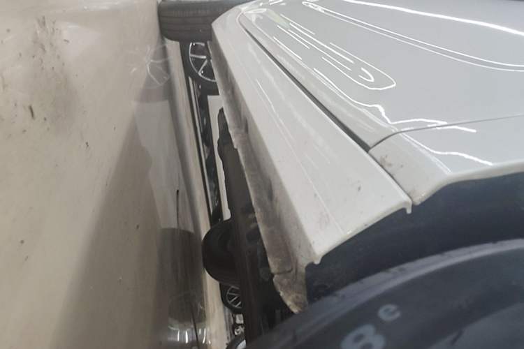 Used Geely Galaxy Panda 2024 Panda Mini 200km Endurance Bear Right Side Sill