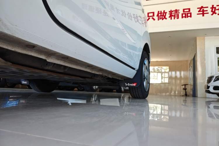 Used Geely Galaxy Panda 2024 Panda Mini 200km Endurance Bear Right Side Sill