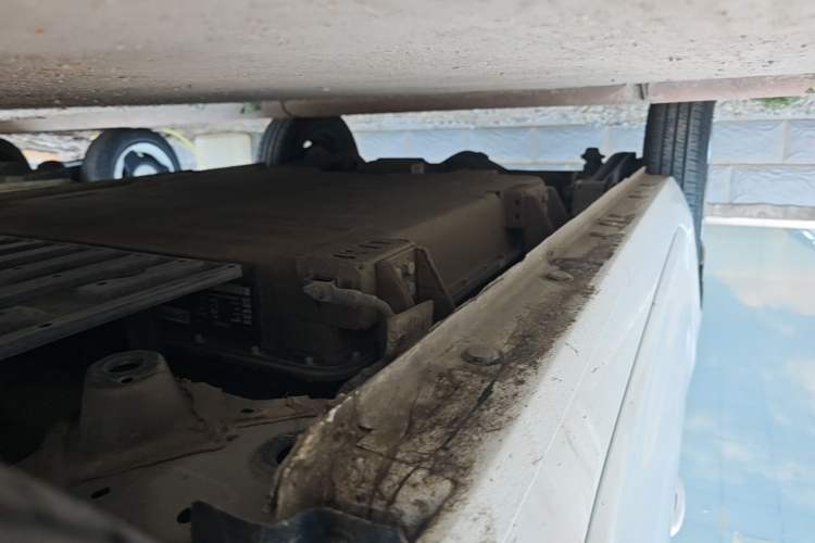 Used Geely Galaxy Panda 2024 Panda Mini 200km Endurance Bear Right Side Sill