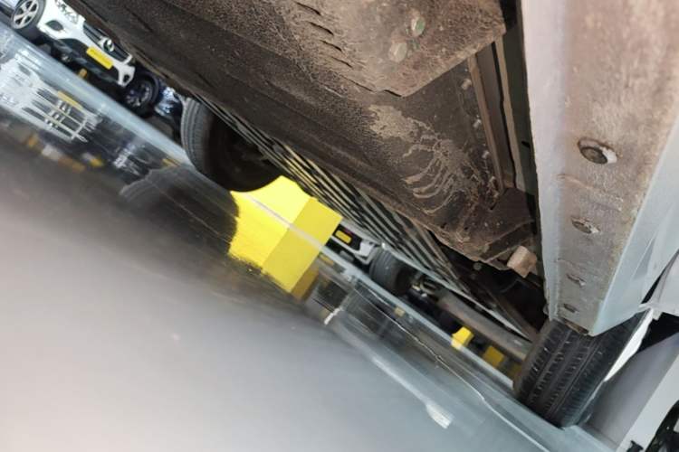 Used Geely Galaxy Panda 2024 Panda Mini 200km Longteng PRO Edition Right Side Sill