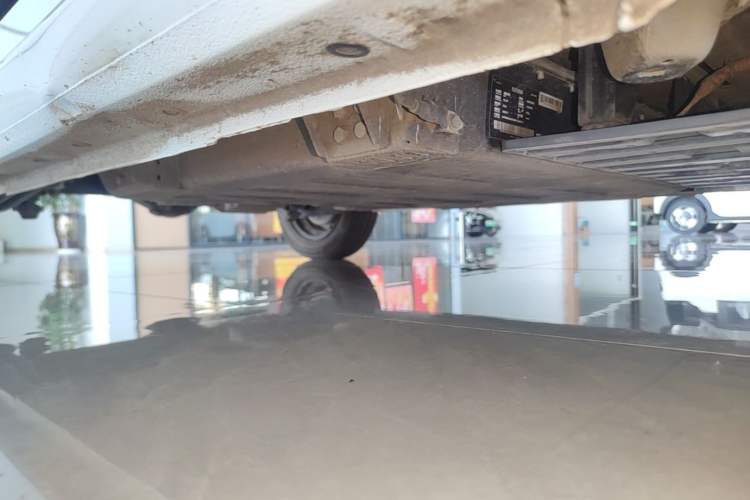 Used Geely Galaxy Panda 2024 Panda Mini 200km Endurance Bear Right Side Sill