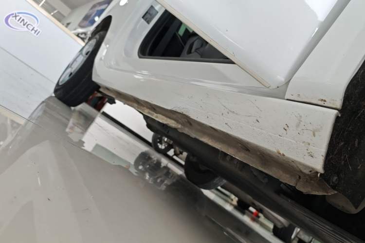 Used Geely Galaxy Panda 2024 Panda Mini 200km Endurance Bear Right Side Sill