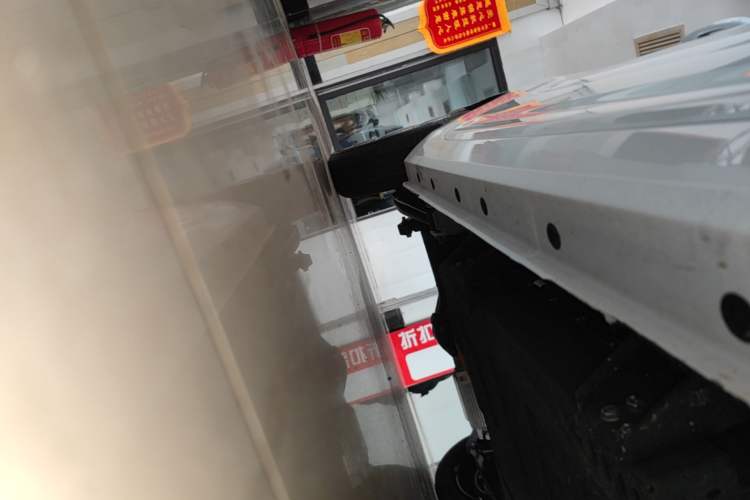 Used Geely Galaxy Panda 2024 Panda Mini 200km Endurance Bear Right Side Sill