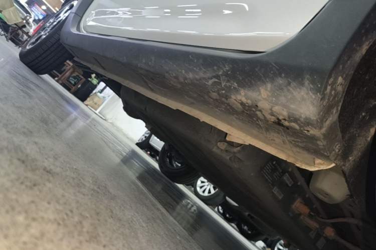 Used Geely Galaxy Panda 2024 200km Panda Rider Right Side Sill