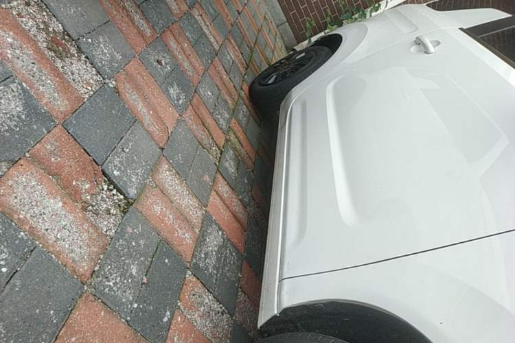 Used Geely Galaxy Panda 2024 Panda Mini 200km Endurance Bear Right Side Sill