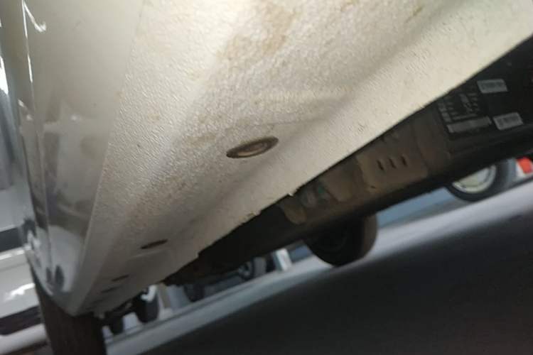 Used Geely Galaxy Panda 2024 Panda Mini 200km Endurance Bear Right Side Sill