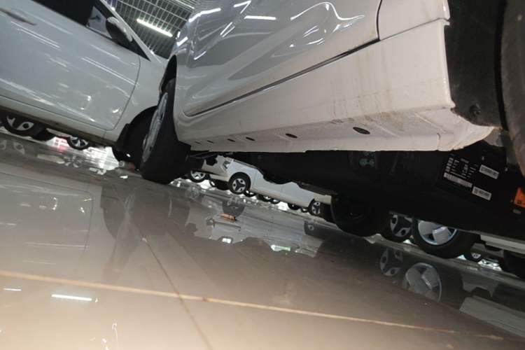 Used Geely Galaxy Panda 2024 Panda Mini 200km Endurance Bear Right Side Sill