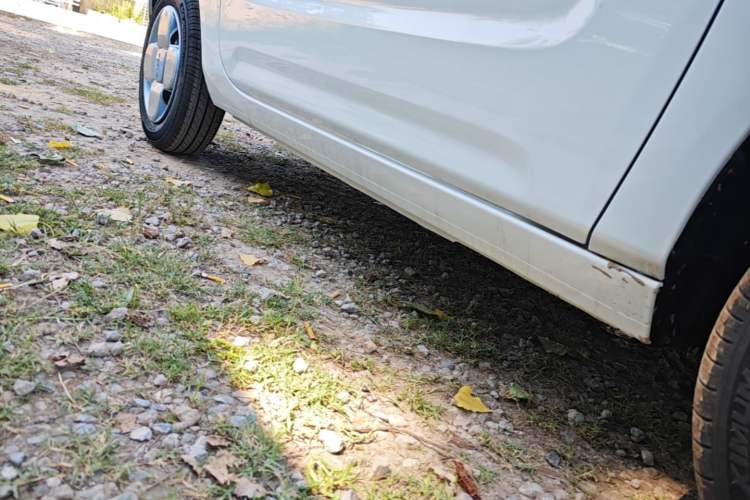 Used Geely Galaxy Panda 2024 Panda Mini 200km Endurance Bear Right Side Sill