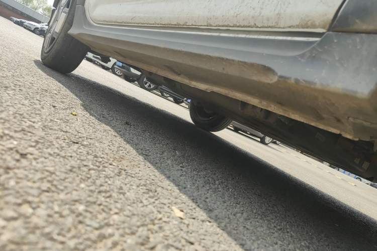 Used Geely Galaxy Panda 2024 200km Panda Kart Right Side Sill