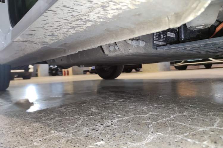 Used Geely Galaxy Panda 2024 Panda Mini 200km Endurance Bear Right Side Sill